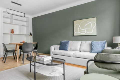 For stays longer than 1 month, we offer custom pricing. Please reach out for an exact quote! Show up and start living from day one in Vienna with this spacious two-bedroom apartment. You’ll love coming home to this thoughtfully furnished, beautifully...