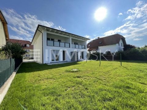 Ideale kamerindeling, lichte kamers, tuin, terras en op loopafstand van het treinstation zijn slechts enkele hoogtepunten van dit aantrekkelijke pand. De tuin en het terras liggen op het zuiden en zorgen voor ontspannende momenten met vrienden en fam...