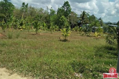 This land plot is only 1 k. to Natai Beach and only 15 minutes to the Phuket International Airport. The land is 12,292 sqm or 5-1-73 Rai and is surrounded by beautiful nature. Extremely convenient location , It is easy to get into town and is right i...