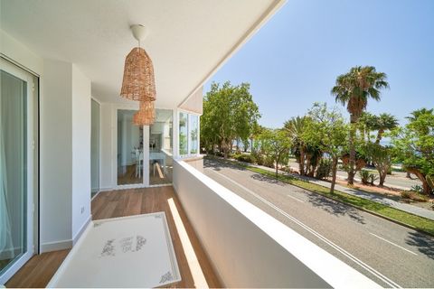 Located in Málaga. New to the market! Fantastic first line beach apartment in the well-known and exclusive La Malagueta Beach-area in Malaga. The apartment has undergone full reforms, comprising 4 bedrooms, 4 bathrooms. Built size 210m2 including 11m...