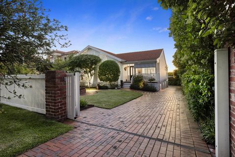 Befitting its elevated Beleura Hill location that showcases breathtaking vistas across Mornington town, the harbour, and the blue expanse of Port Phillip Bay, this magnificently restored and rejuvenated circa-1940s four-bedroom weatherboard family ho...