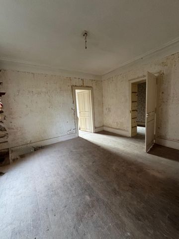 Appartement T3 à rénover - balcon- Quartier prisé