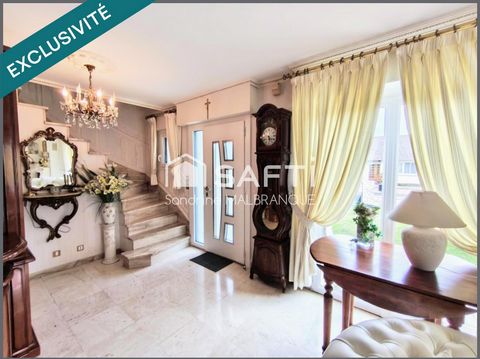 Maison individuelle de semi plain pied,4 chambres, jardin et double garages