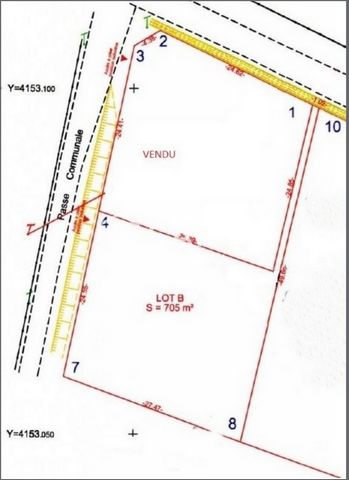 Terrain constructible au calme