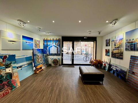 Murs commerciaux de 90 m² (105 au sol), entre Gambetta et Tourny avec cour intérieure.