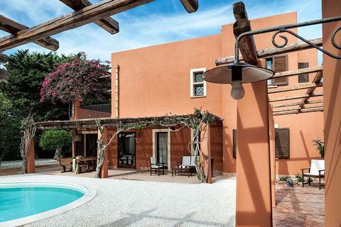 Situated near a sandy beach, this 5-bedroom holiday home in Marsala hosts a family of 10 with children. There is a private swimming pool and air conditioning to enjoy. You can chill out at the sea located 1 km away. Wine lovers, come prepared to enjo...