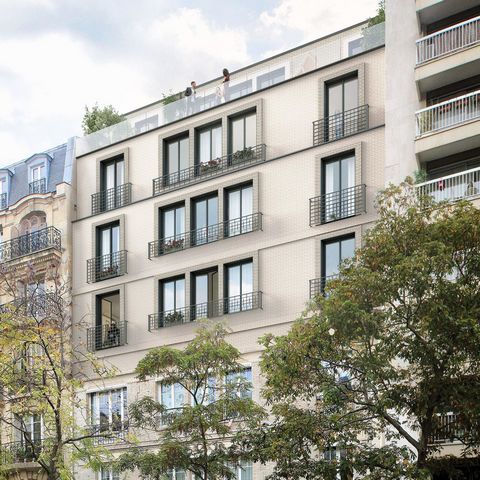Dpt Paris (75), à vendre PARIS 11EME ARRONDISSEMENT appartement T5 de 97,13 m²