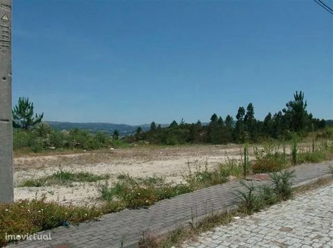 Land with area of 768m2; Great Views