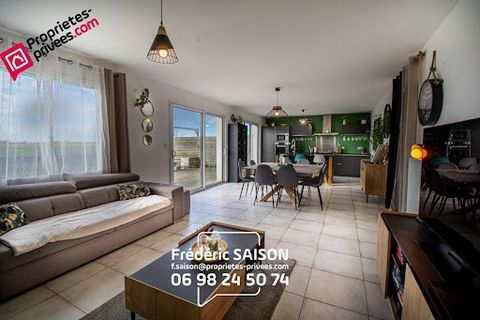 Come and discover this semi-detached bungalow of 120M² ideally located in OYE PLAGE 62215 between Calais and Gravelines. Built in 2019 (so still under ten-year warranty) by a renowned local manufacturer, it meets all the new standards in order to ben...