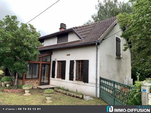 Mandate N°FRP158350 : House approximately 127 m2 including 5 room(s) - 3 bed-rooms - Site : 20575 m2, Sight : Campagne. Built in 1900 - Equipement annex : Garden, Garage, cellier, Fireplace, combles, - chauffage : gaz - More information is avaible up...