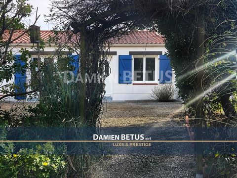Dpt Vendée (85), à vendre SAINT HILAIRE DE RIEZ maison P5 de 103 m² - Terrain de 900,00 m² - Plain pied