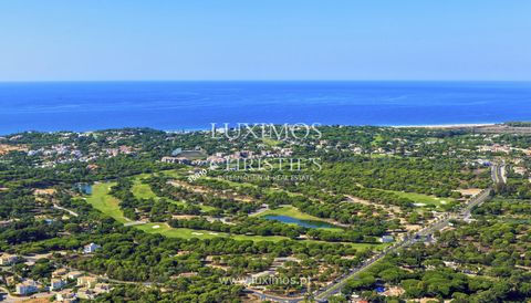Vale Real is a true oasis of calm and tranquillity in Vale do Lobo , offering a privileged location along the golf course , providing the opportunity to build a dream property on one of its exclusive plots. This plot benefits from fantastic golf view...