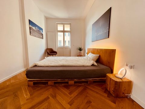 this cosy and nice apartment consist of 2 rooms with a balkony on top in an popular area of Leipzig centre. 10min walk to the city market square 3min walk to the next subway / train station 3min walk to the University clinic of Leipzig 5min walk to t...
