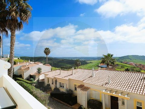 Lovely 2-bedroom townhouse situated at Quinta do Montinho (QDM). QDM is a small collection of superbly appointed townhouses built on a hillside overlooking the the authentic Portuguese village of Budens on the Western Algarve. This beautiful well-kep...