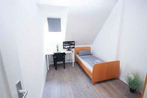 Fully furnished 2 bedrooms apartment in Stuttgart Bad Cannstatt around 7min away from the Daimler factory as well as Mercedes Benz Arena.