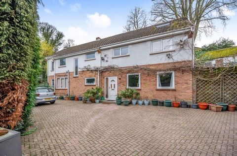 Frost Estate Agents are delighted to offer to the market this spacious five bedroom, four bathroom detached family home situated within a quiet tree lined cul-de-sac. Lovingly cared for, the property boasts circa 2,533 sq/ft of accommodation arranged...