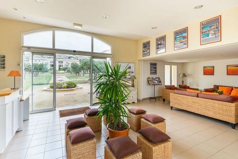 The Le Domaine de Bourgeac Holiday Park has apartments for four people, FR-13520-04, and for six people, FR-13520-05. The apartments are charming and comfortably furnished. Some of the apartments have the toilet in the bathroom. Most apartments have ...