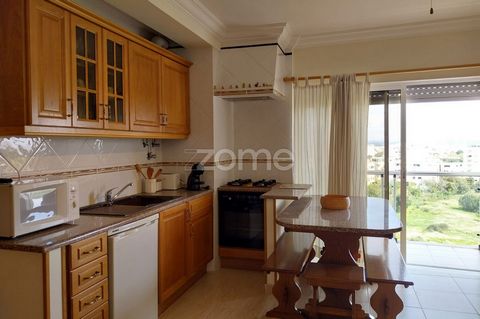 Identificação do imóvel: ZMPT565426 **1 bedroom apartment in Portimão, near Praia da Rocha: an exceptional opportunity** Location: - Located in Portimão, one of Portugal's most desirable destinations, known for its stunning beaches and relaxed lifest...