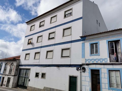 This 2 bedroom apartment, located in the parish of Nossa Senhora do Bispo, in Montemor-o-Novo, is being subject to deep partial remodeling, namely, installation of new water plumbing, electrical installation, kitchen and its equipment, floors and pai...