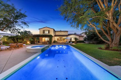 Discover unparalleled luxury in this 4,669 sq ft modern Spanish estate, located in the prestigious, guard-gated community of The Lakes Above Rancho Santa Fe in North County San Diego. This home, set on an elevated, corner lot, offers premium privacy,...