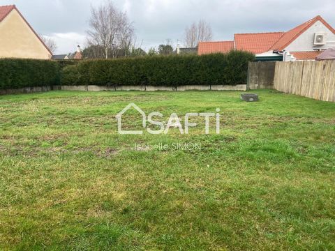 Located in the charming town of Merlimont (62155), this 647 m² building plot offers numerous possibilities for the construction of your future home. Nestled in a quiet street, close to shops, this place benefits from an ideal location. Indeed, you wi...