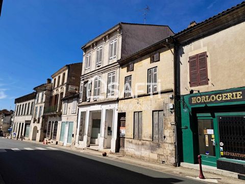 Downtown, 2 km from the A10, close to shops, medical office, school, college, this house is 45 minutes from the beaches and Bordeaux! On the ground floor, we find 80 m² including a room with fireplace and rubble, then we access the 1st floor where we...