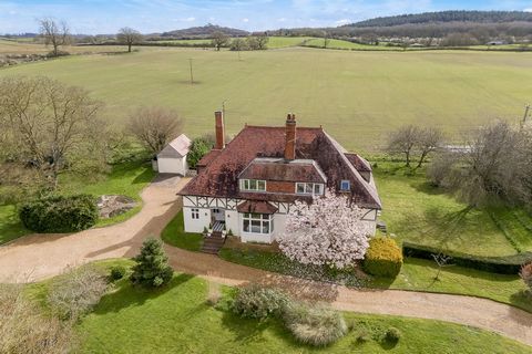 Open House Event | 15th April | Viewings by Appointment Only A substantial five bedroom detached 1920’s property with panoramic views, within walking distance to town and excellent schools. Cherrywood offers very flexible accommodation to include one...