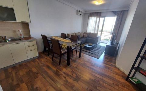 The apartment is located inside the Vizion complex Don Bosco. General information Total area 118 m2. Net area 109 m2. 5th floor. Organization Living room Kitchen 2 Bedrooms 2 toilets Balcony Other information The apartment is part of a building with ...