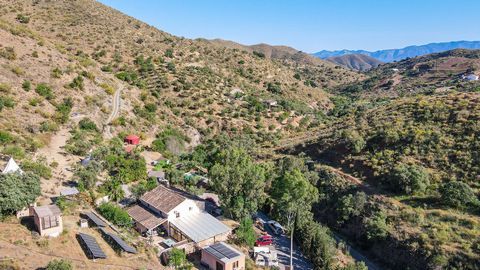 Extraordinary Rustic Retreat Center with Endless Possibilities A truly remarkable rustic retreat center nestled in the breathtaking Gibralmora hills. This haven of tranquility, situated on semi-protected land, has been captivating guests for the past...