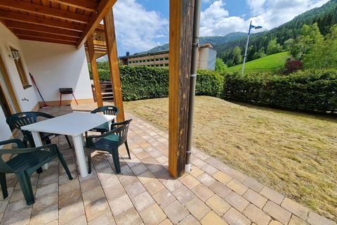 Dieses geräumige 60 m² große Apartment in Bad Kleinkirchheim ist eine ausgezeichnete Wahl für bis zu 5 Gäste und verfügt über 2 Schlafzimmer und viel Platz zum Entspannen. Das Apartment liegt an einem Golfplatz und am Fuße der Skipiste und bietet ein...