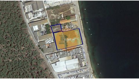 Städtisches Grundstück mit 6.667 m² und großem Potenzial in Vila Real de Santo António Entdecken Sie dieses städtische Grundstück mit 6.667 m², direkt in erster Reihe zum Fluss Guadiana gelegen, in einer privilegierten Lage mit hervorragenden Entwick...