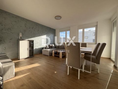 RIJEKA, SRDOČI - appartement, 75 m2, 2 slaapkamers + badkamer, GARAGE, NIEUW GEBOUW !! Wij verhuren een appartement in een nieuw gebouw op de eerste verdieping. Het bestaat uit twee slaapkamers, een woonkamer met open keuken en eetkamer, een inkomhal...