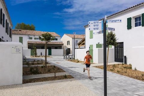 Located in Rivedoux Plage, the Résidence Prestige Odalys Rêve d'Île welcomes you for a sunny and relaxing holiday in the heart of Île de Ré. This recent residence offers charming, fully equipped apartments, with garden or terrace. The Residence provi...