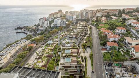 Numa das zonas mais nobres da cidade, onde se respira a calma e a imensidão azul do oceano Atlântico, nasce o Savoy Residence | Monumentalis, um projeto imobiliário sofisticado e intemporal. Uma nova centralidade na capital, com vista para o mar, ond...