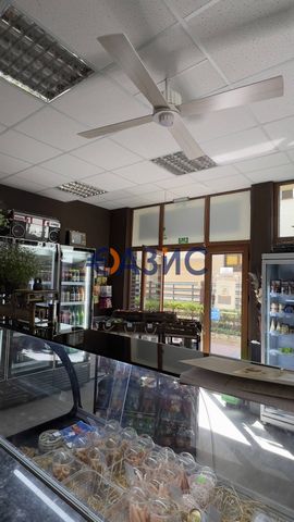 ID 33399676 Cost: 194 500 euros Locality: Sarafovo square, Burgas The total area of the store: 56.5 sq.m Without a support fee Payment scheme: 5000 euros – deposit 100% when signing a notarial deed of ownership. A cozy store is for sale – a fully rea...