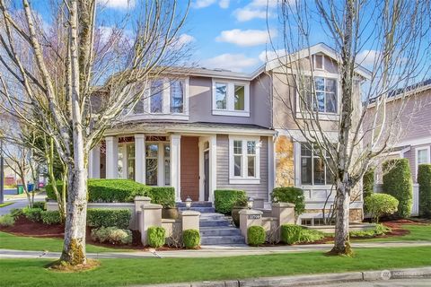 Super special! Beautiful 3-story craftsman in quiet, tree-lined enclave in Bridle Trails. Designed for those seeking a large single-family home without the demands of a yard. HOA maintains landscaping. Kitchen w/ lovely eating nook & big windows. Rel...