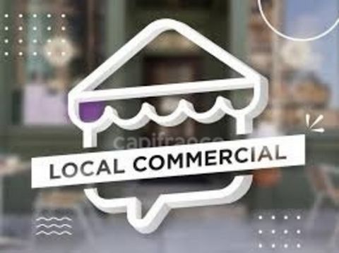 Immeuble avec local Commercial et appartement Duplex T3-Opportunité d'Investissement! Situé à proximité immédiate des commodités et des attractions du centre-ville, cet immeuble est une opportunité idéale pour investisseurs ou entrepreneurs. Le local...