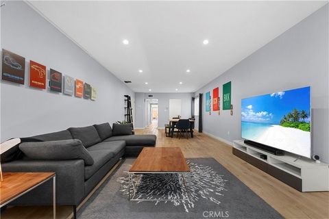 Tucked away on a quiet back corner and elevated off the street, this stylishly reimagined condo offers the perfect blend of modern comfort and convenience. The spacious living and dining area boasts pristine Vintage White Oak hardwood flooring, reces...