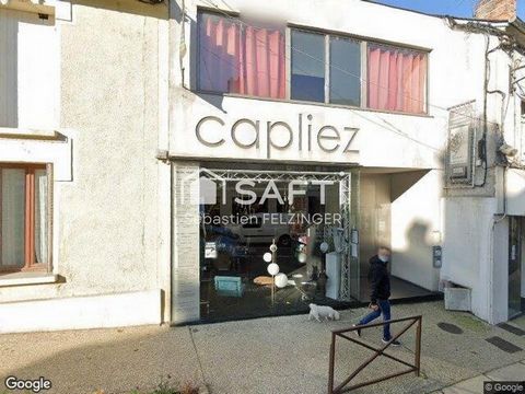 Situé au cœur de Laon (02000), cet immeuble de rapport locatif de 265m² bénéficie d'un emplacement privilégié à proximité des commerces animés de Vaux et des toutes nouvelles halles couvertes de la ville. Laon, réputée pour son patrimoine historique ...