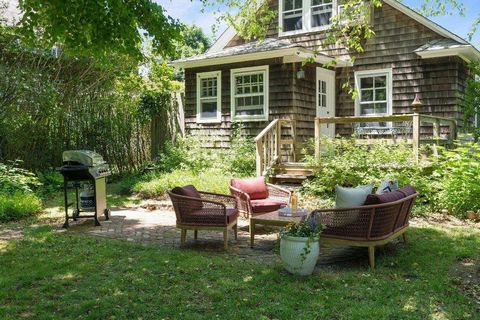 Magical village home interviewing for the next generation of stewards. Right in the middle of East Hampton Village and close to everything necessary, this valuable compound is the picture-perfect place to live out your East End getaway dreams. Compri...