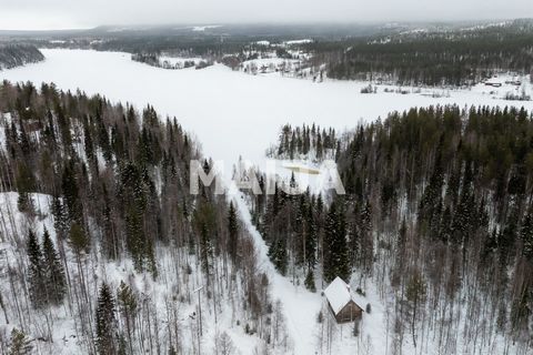 Maintenant à vendre, un superbe terrain de 7000 m² dans la paisible région de Juotaskoski, à deux pas de la rivière Kemijoki ! La taille généreuse du terrain offre d’excellentes opportunités pour construire la cabane de vos rêves et le bâtiment du sa...