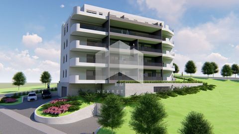 ID CODE: 1302 Roko Maričić Agent s licencom Mob: ... Tel: ... E-mail: ... ... />Features: - Balcony - Parking - Garage - Terrace - Lift