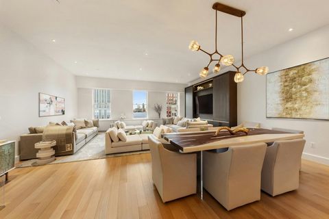 Benvenuti all'attico A al 15 di Hubert, uno splendido duplex che combina magistralmente il fascino della vita in loft storico con il lusso moderno. Situato in una tranquilla strada di ciottoli nel cuore di Tribeca, questo complesso boutique di 12 res...