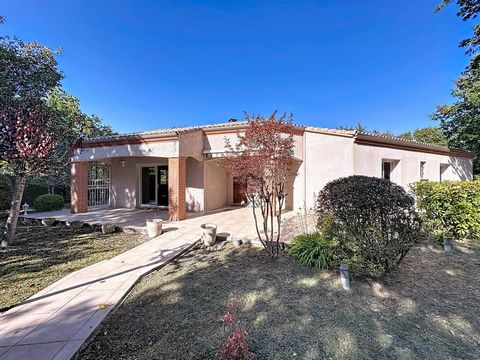 Jolie maison de plus de 150m² - Environnement boisé Montberon