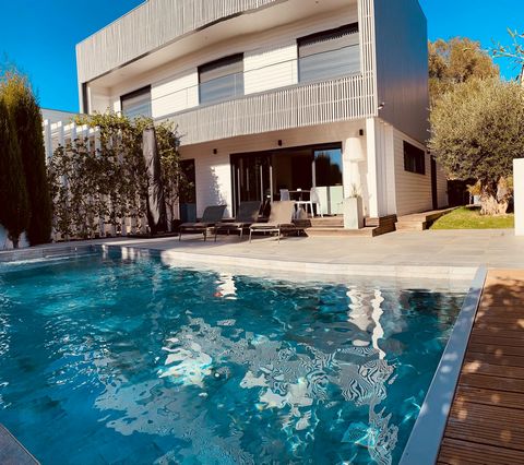 villa d'architecte avec piscine