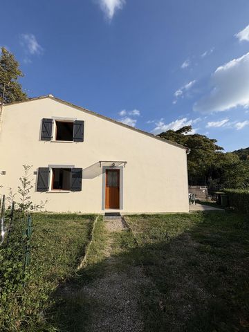 Maison 3 pièces de 82 m2 avec vue sur les montagnes