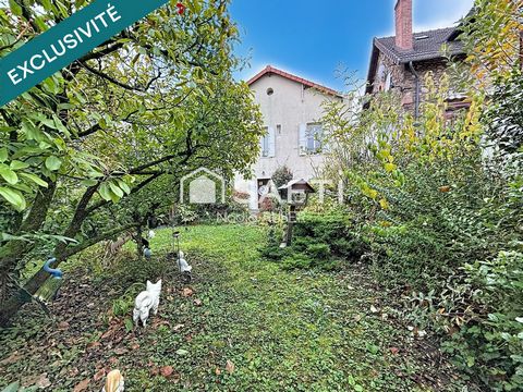 Maison familiale 5 pièces,85 m² habitables environs et 165m² au total environs et , Jardin et terrasse Choisy-le-Roi centre