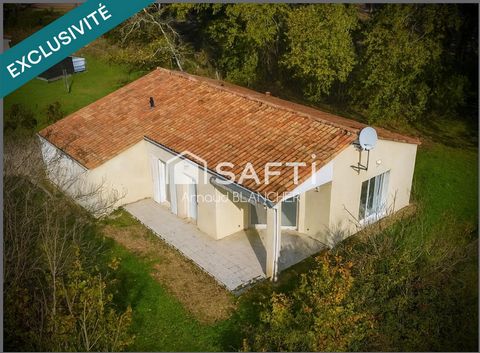 Pavillon plain-pied, cuisine, séjour lumineux, trois chambres, deux sdb, cellier, garage.