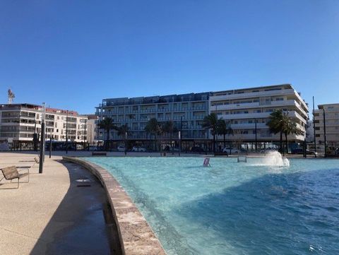 IN LA SEYNE SUR MER - CENTER, treat yourself to a piece of sea!!! In a recent and good quality residence with elevator, on the 4th floor, large furnished T2 apartment of 42 m2 in perfect condition: Equipped kitchen open to large bright living room wi...