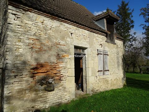 L'agence Coté Particuliers de Lignières vous propose cette charmante maison en pierre de 1860 à rénover entièrement avec une magnifique grange de 140 m2 le tout sur un terrain clos de 1655 m2. L'ensemble est situé dans un hameau à 10 mn des commodité...